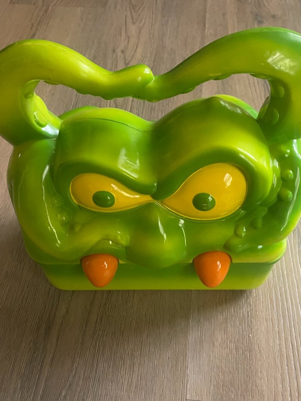 My Pet Monster Creature Features Screaming Monster Box Lunchbox Non-Working Vint
